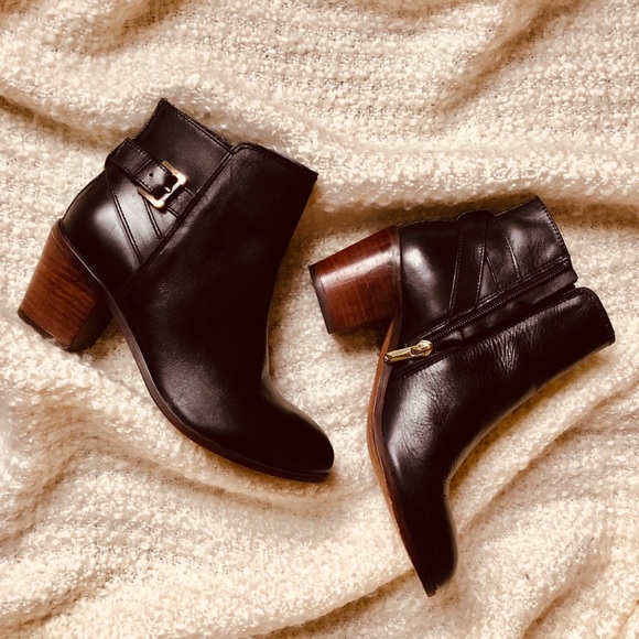 Sam Edelman Shoes - ✨SOLD✨🍃Sam Edelman🍃 Black leather ankle bootie